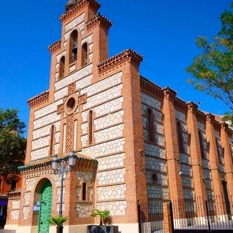 Servicio de recogida de muebles en Parla